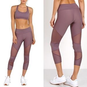 Onzie
Cutout Capri Purple Haze XS